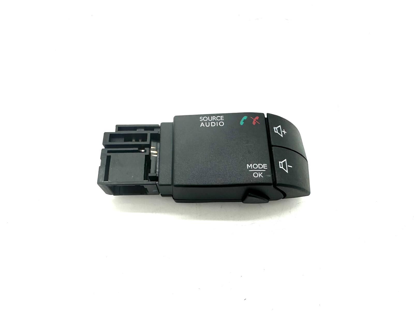 Renault Clio 4 Symbol Sandero Duster Radyo Kumanda Düğmesi 255522448R