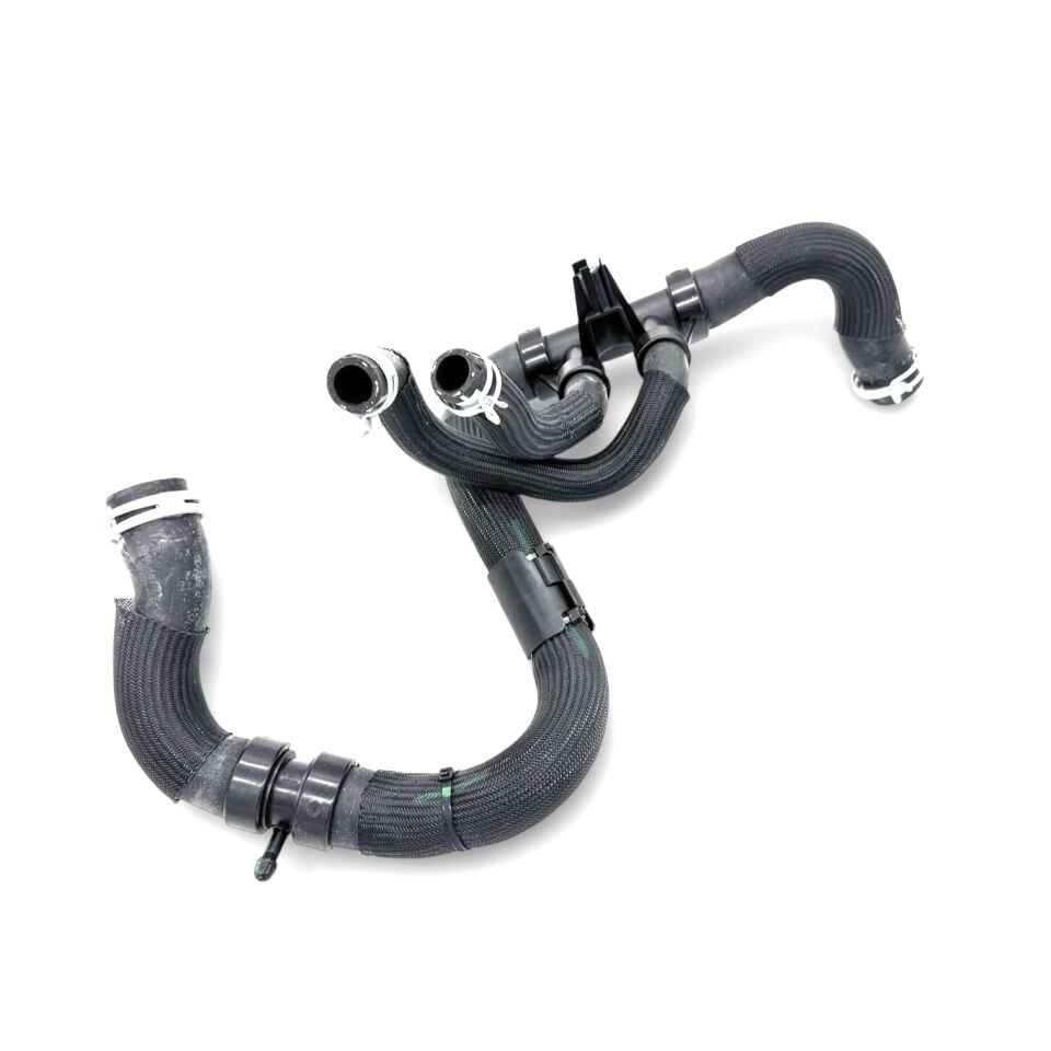 Renault Megane 4 1.3 Tce Radyatör Alt Hortumu 215030345R 215035090R