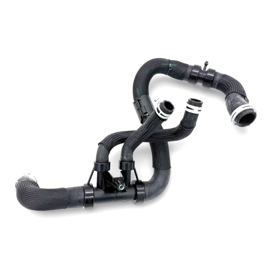 Renault Megane 4 1.3 Tce Radyatör Alt Hortumu 215030345R 215035090R