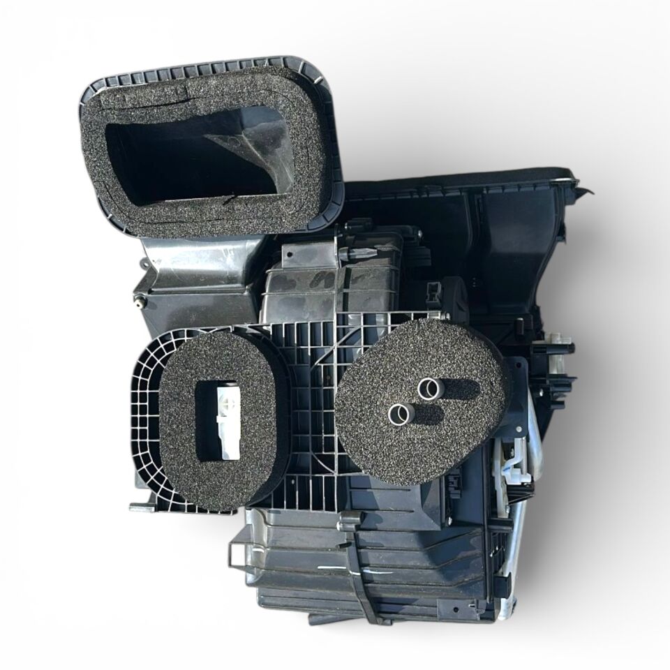 Renault Koleos I 2.0 Dci Kalorifer Kazanı 27200JY17A 272106882R