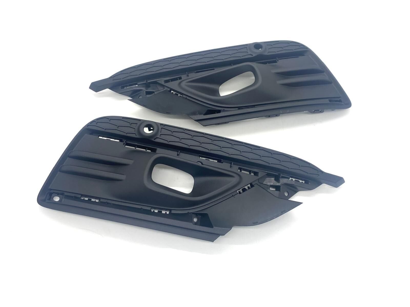 Renault Talisman Makyajlı Kasa Sis Far Çerçevesi 620D64768R